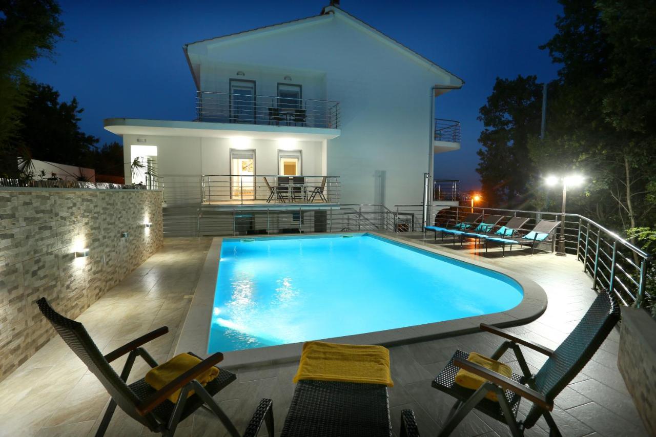 Villa Dragi With Pool, Sauna, & Whirlpool 오파티아 외부 사진