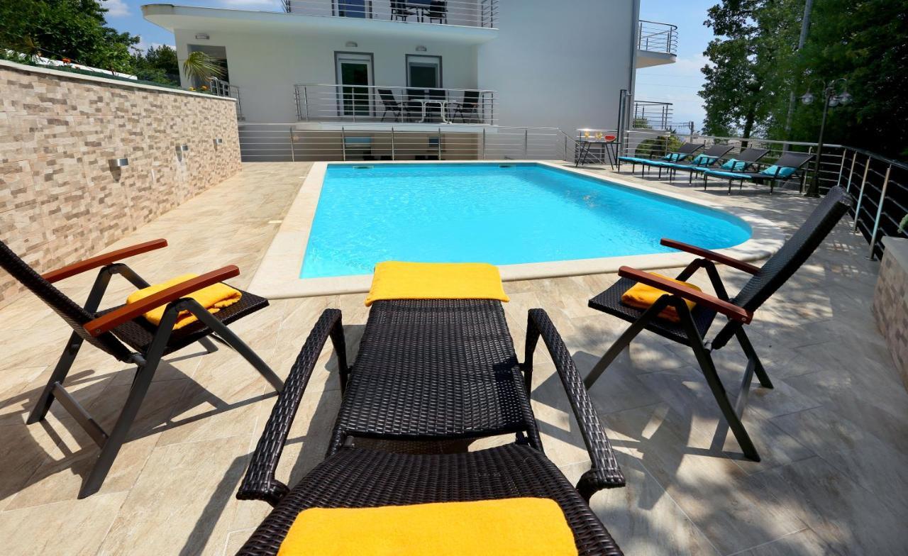 Villa Dragi With Pool, Sauna, & Whirlpool 오파티아 외부 사진