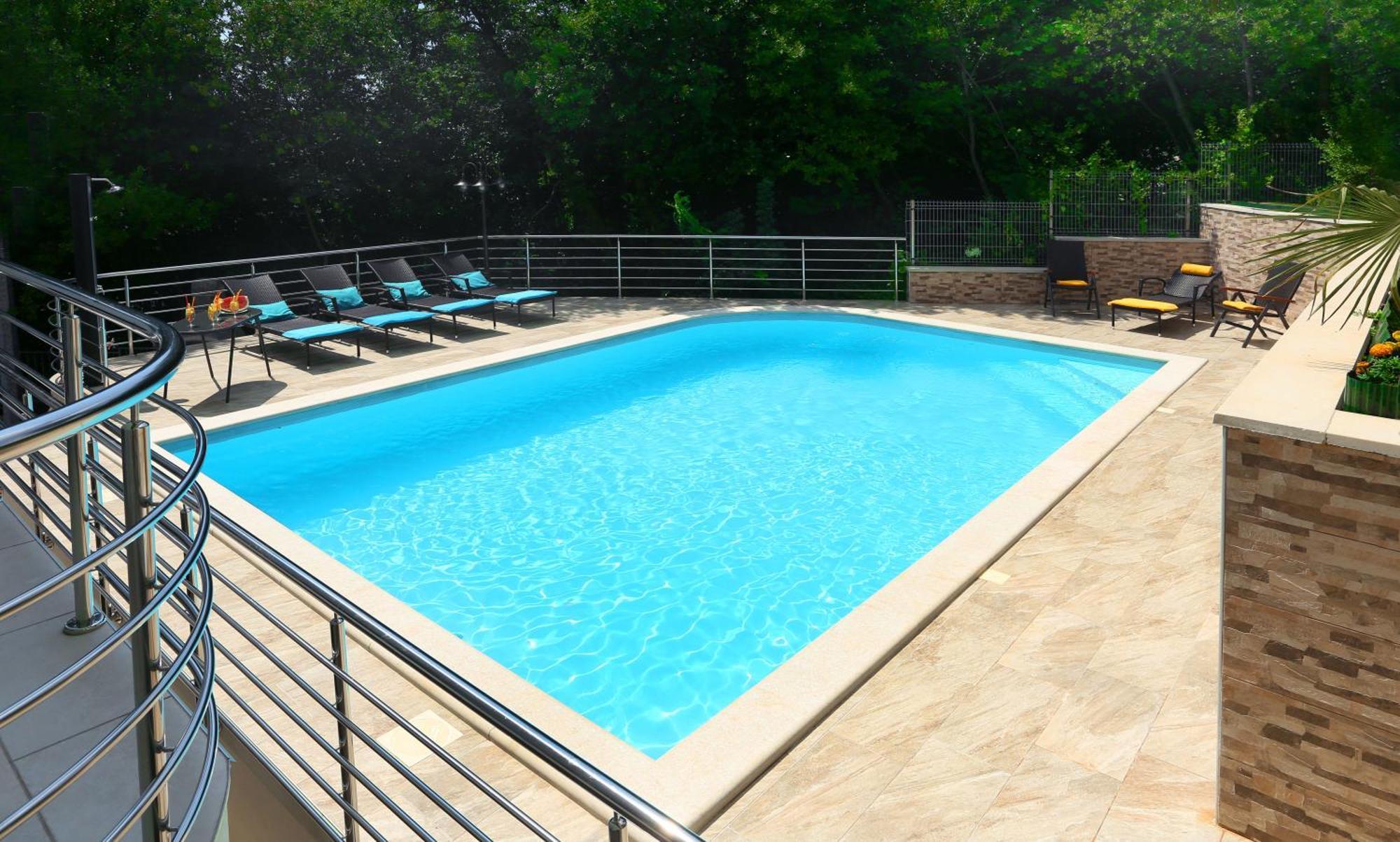 Villa Dragi With Pool, Sauna, & Whirlpool 오파티아 객실 사진