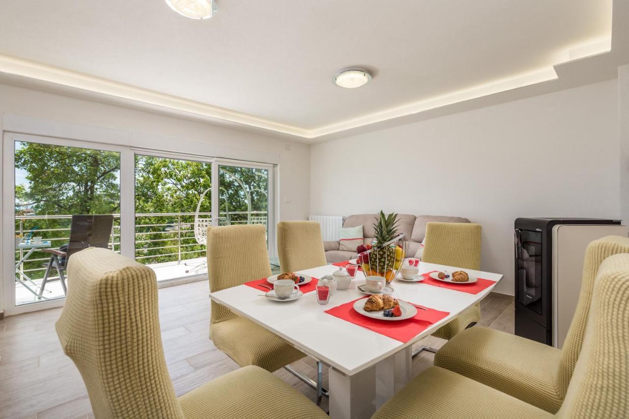Villa Dragi With Pool, Sauna, & Whirlpool 오파티아 외부 사진